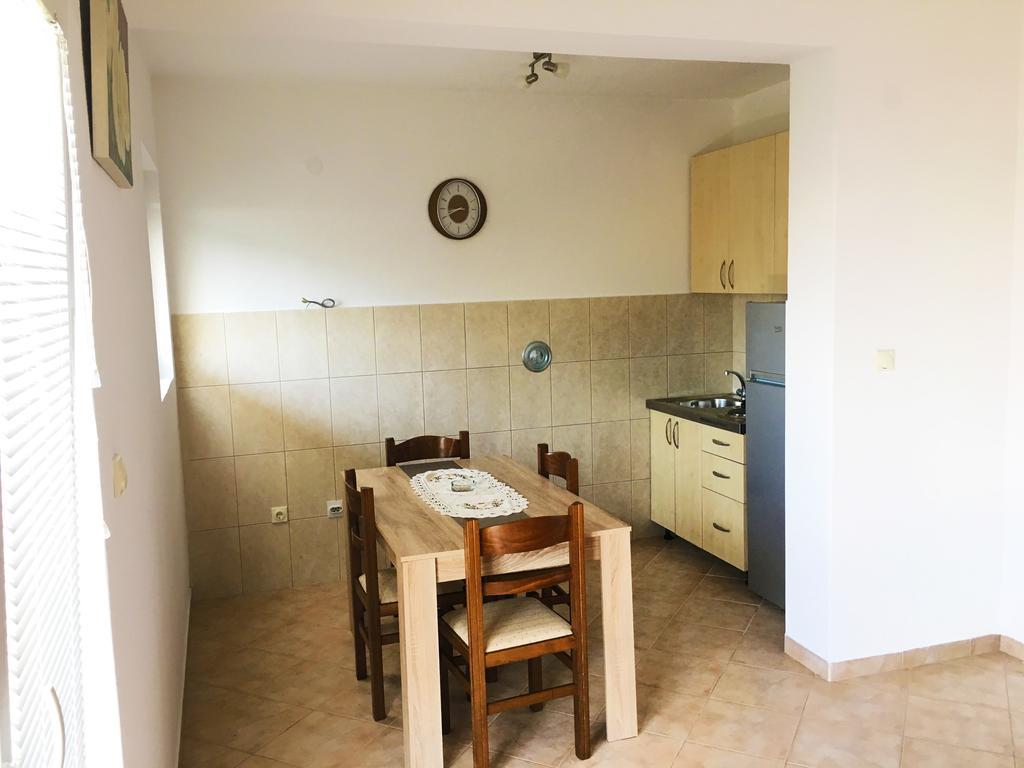 Milmaris Apartments ติวัต ภายนอก รูปภาพ
