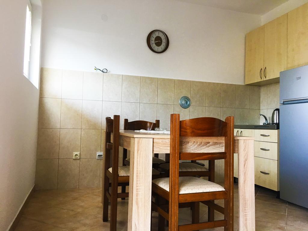 Milmaris Apartments ติวัต ภายนอก รูปภาพ